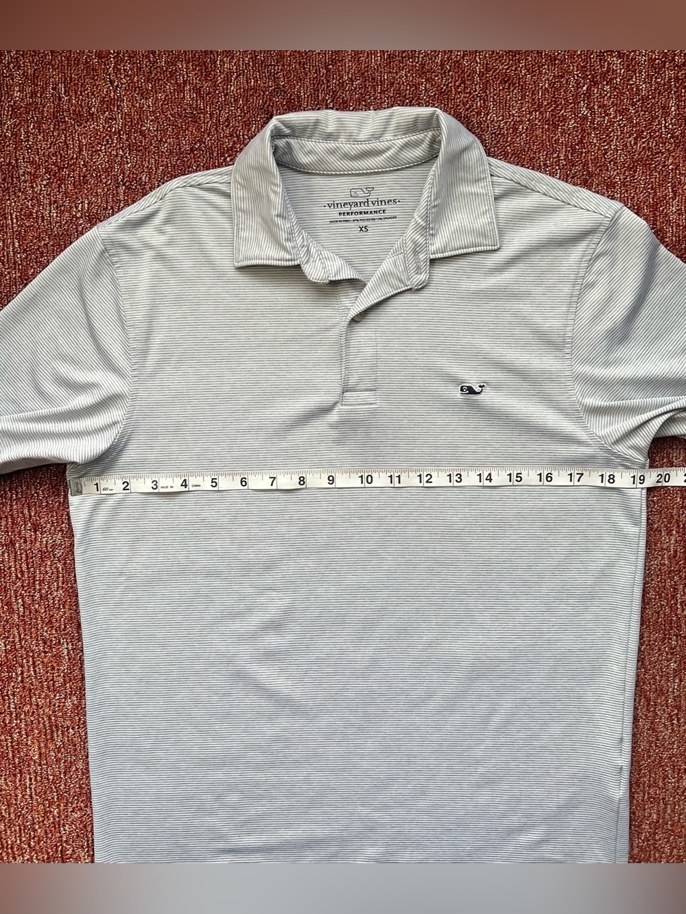 Men's Vineyard Vines Light Gray w/White stripes Performance Polo Shirt - XS - Picture 3 of 7